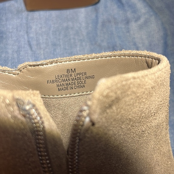 EUC ALEX MARIE ANKLE BOOTS SZ 8 taupe/beige - Picture 4 of 5